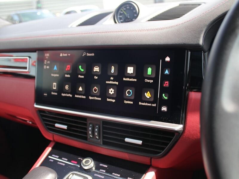 More views of Porsche Cayenne