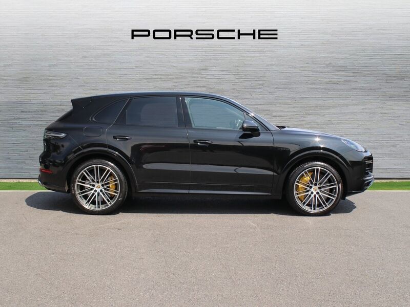 More views of Porsche Cayenne