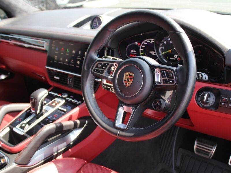 More views of Porsche Cayenne