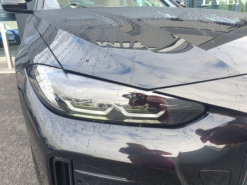 More views of BMW i4
