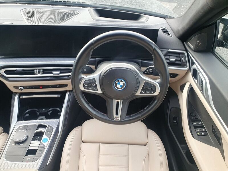 More views of BMW i4