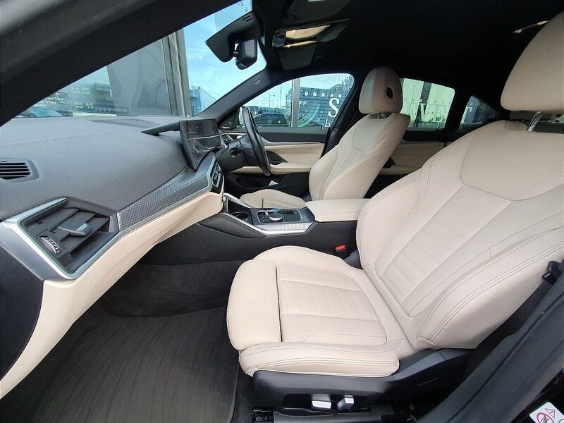 More views of BMW i4