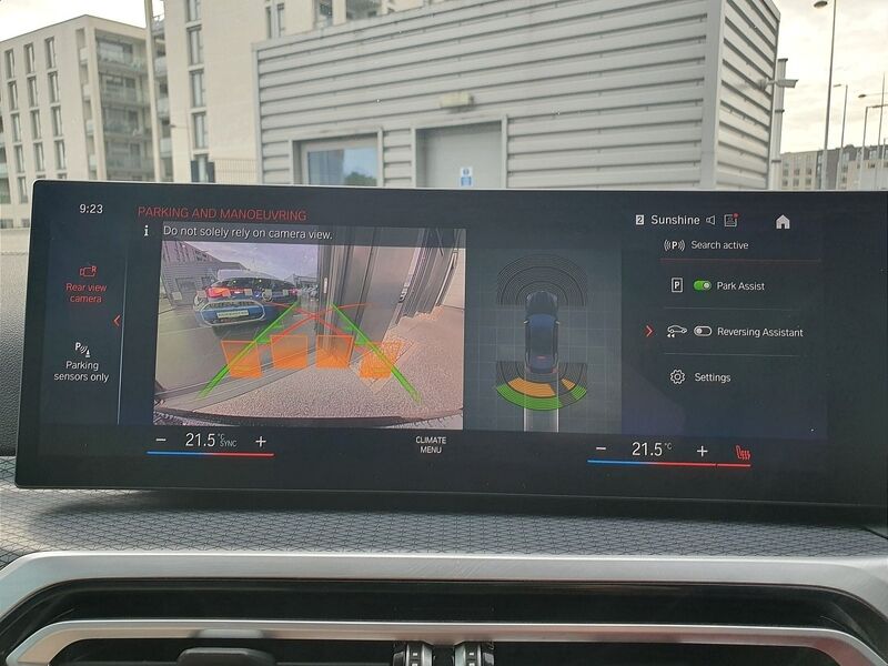 More views of BMW i4