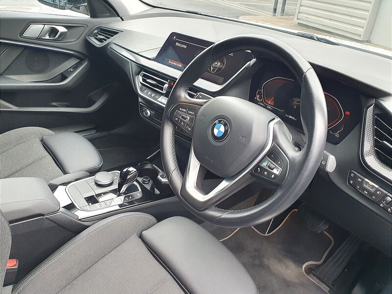 More views of BMW 1-Series