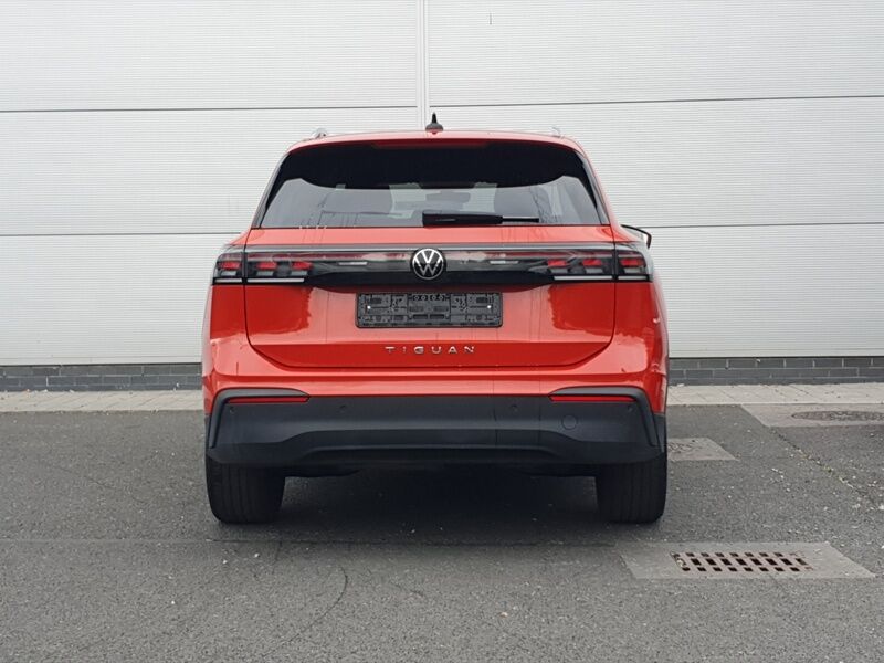 More views of Volkswagen Tiguan