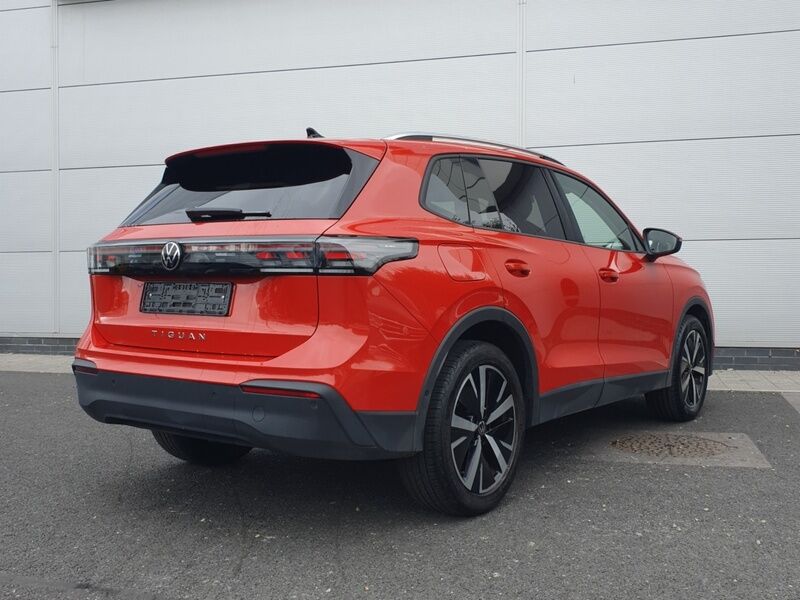 More views of Volkswagen Tiguan