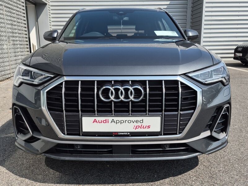More views of Audi Q3