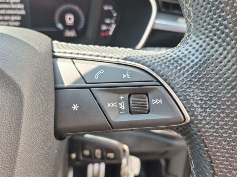 More views of Audi Q3