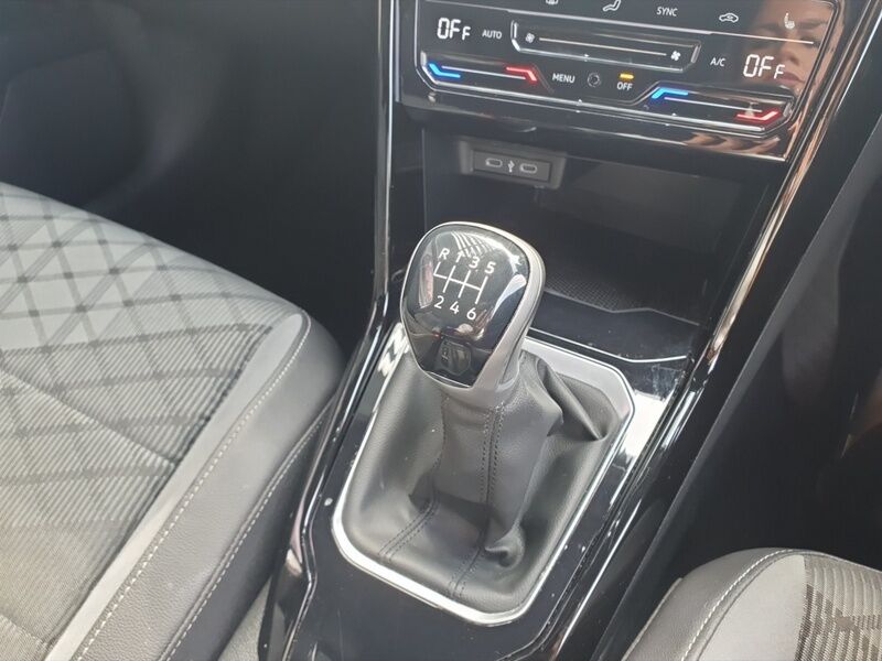 More views of Volkswagen T-Roc