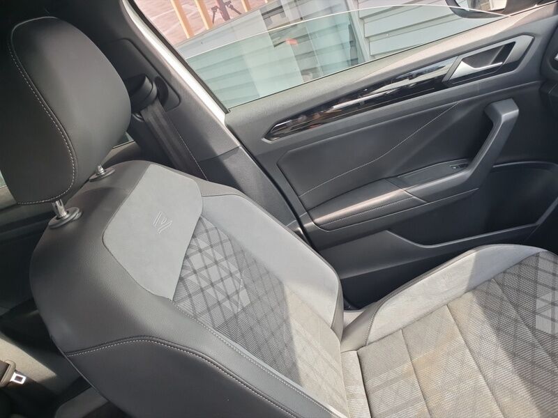 More views of Volkswagen T-Roc