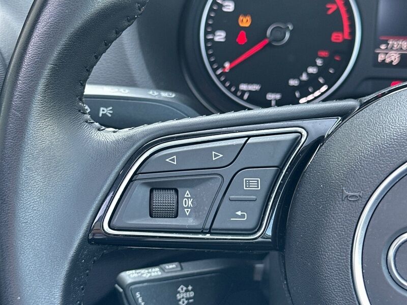 More views of Audi Q2
