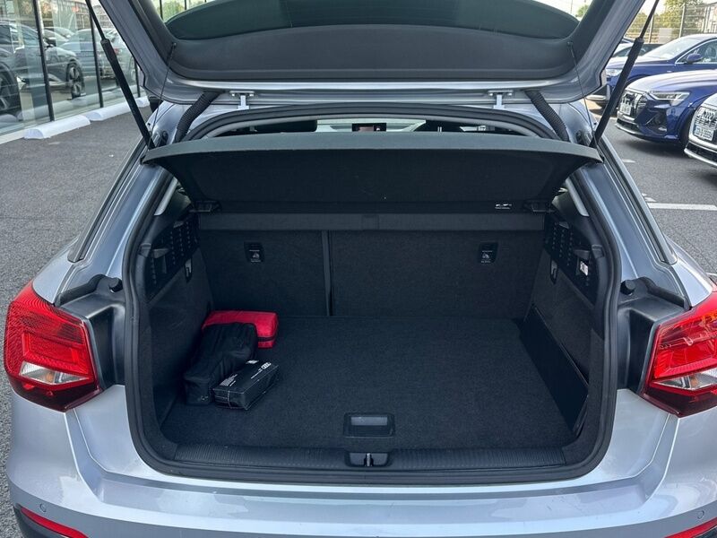 More views of Audi Q2