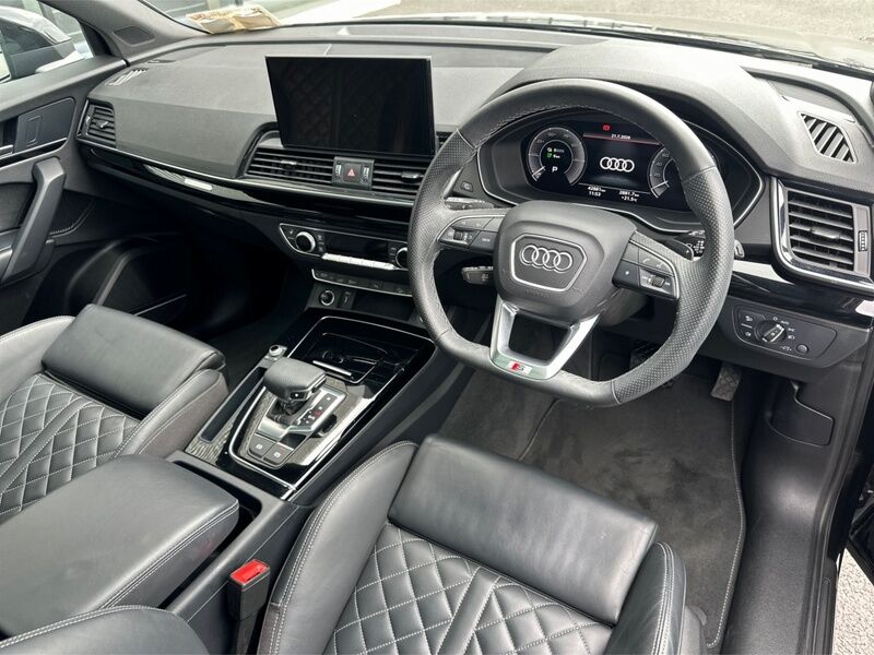 More views of Audi Q5