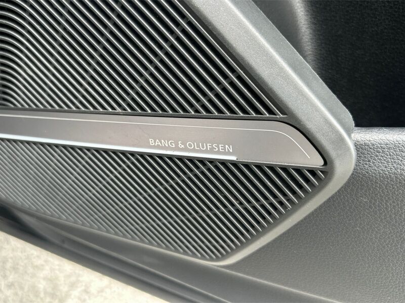More views of Audi Q5