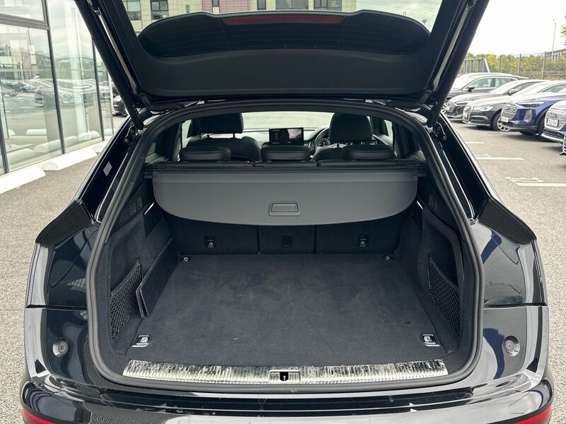 More views of Audi Q5
