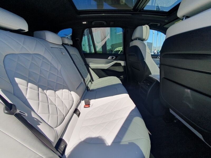 More views of BMW X5
