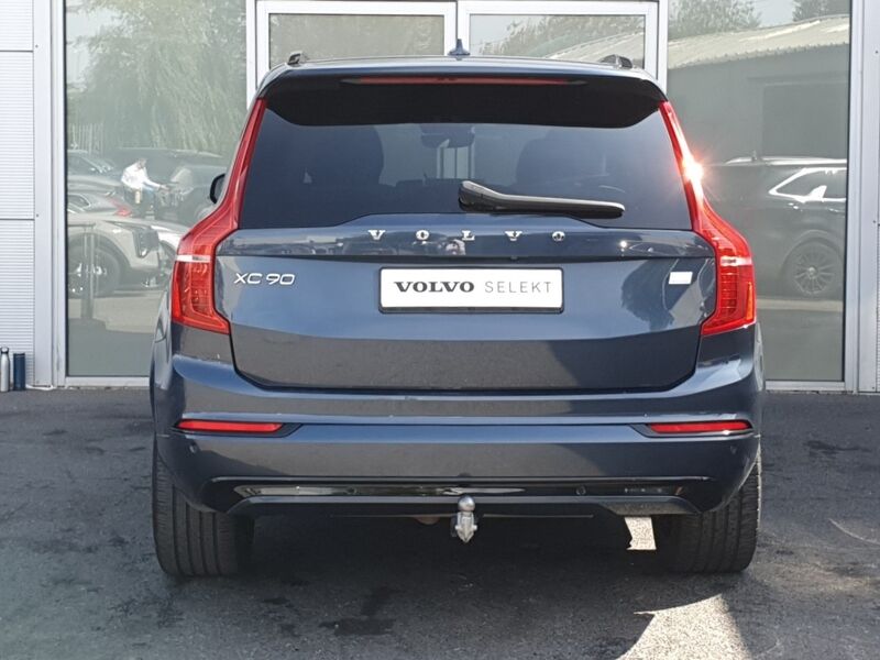 More views of Volvo XC90
