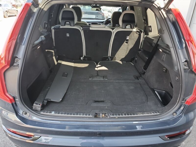 More views of Volvo XC90