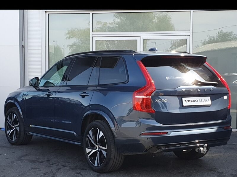 More views of Volvo XC90
