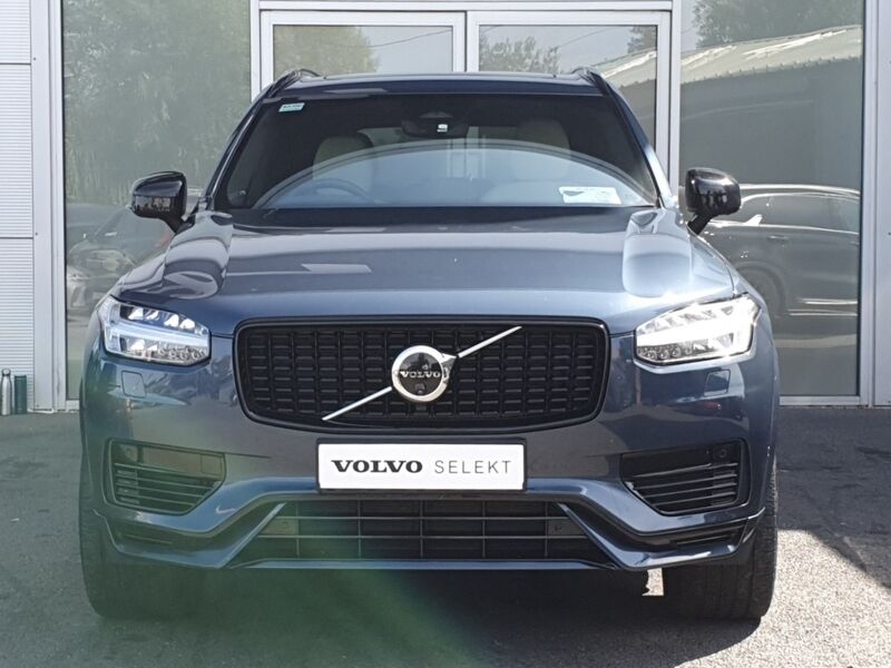 More views of Volvo XC90