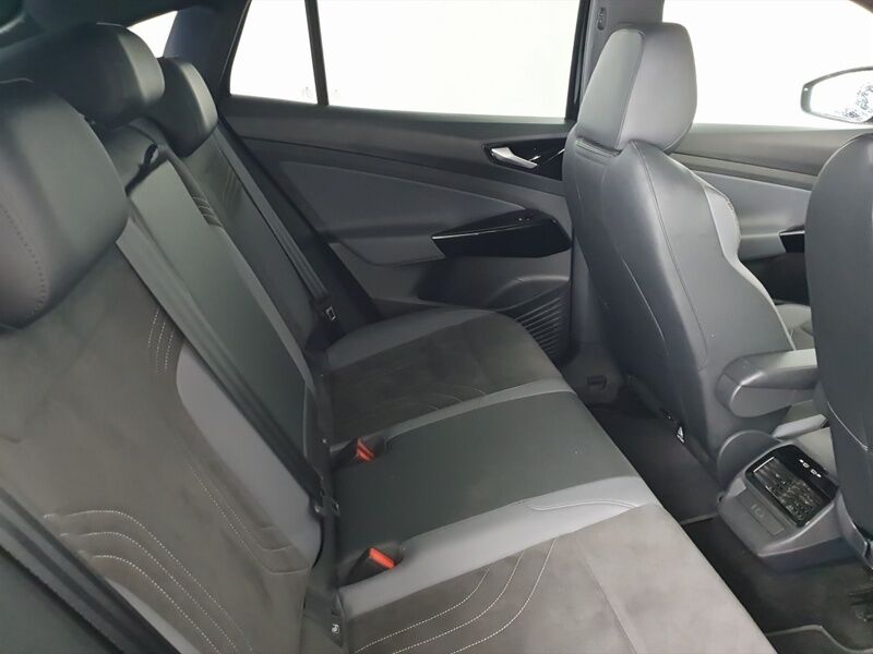 More views of Volkswagen ID.5