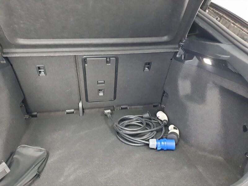 More views of Volkswagen ID.5