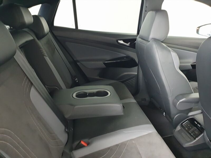 More views of Volkswagen ID.5