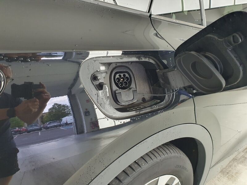 More views of Volkswagen ID.5