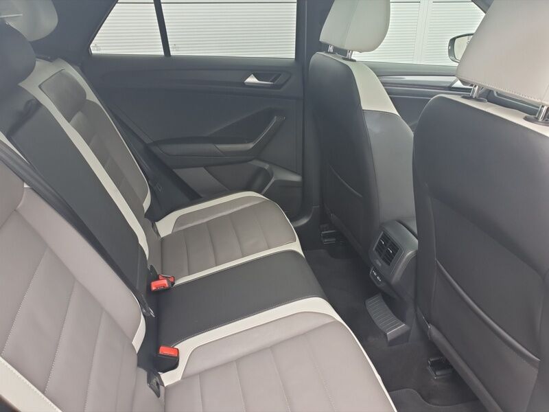 More views of Volkswagen T-Roc