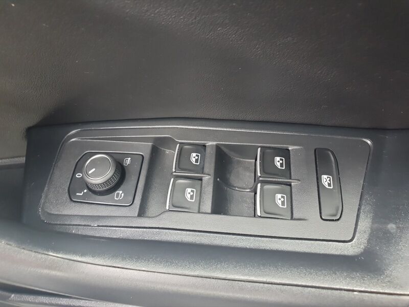 More views of Volkswagen T-Roc