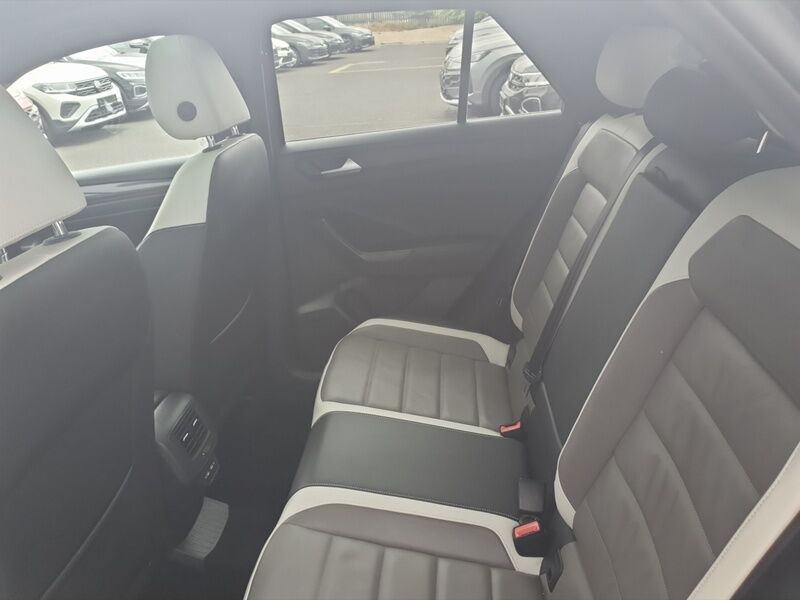 More views of Volkswagen T-Roc