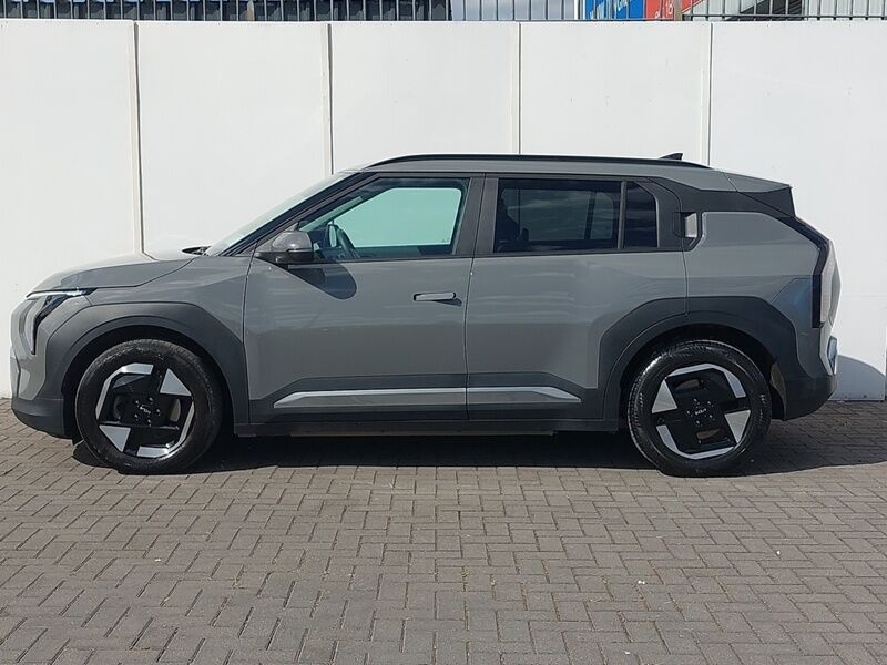 More views of Kia EV3