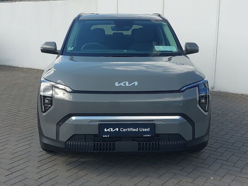 More views of Kia EV3