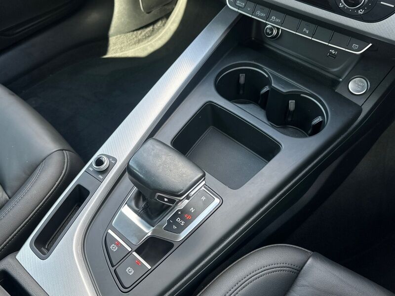 More views of Audi A5