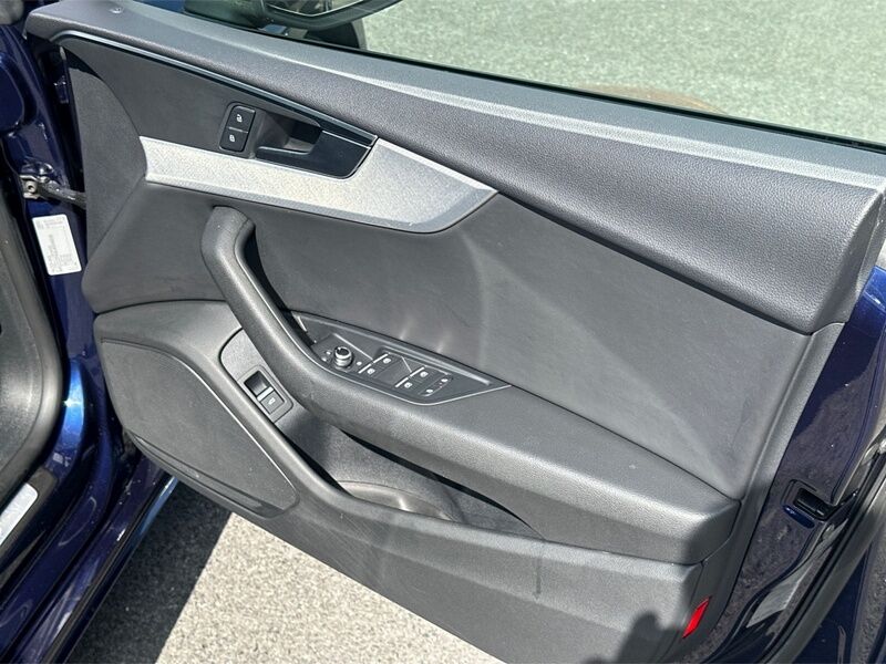 More views of Audi A5