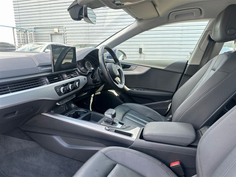 More views of Audi A5