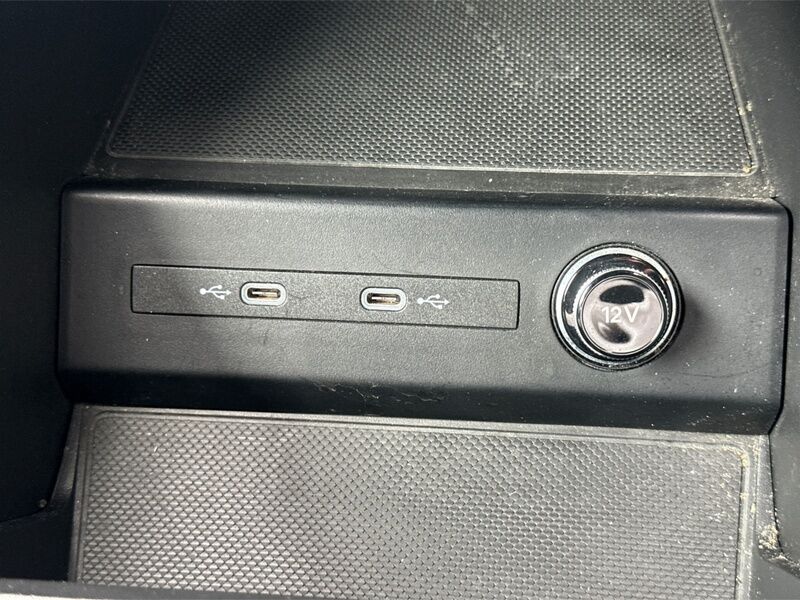 More views of Audi Q4 e-tron