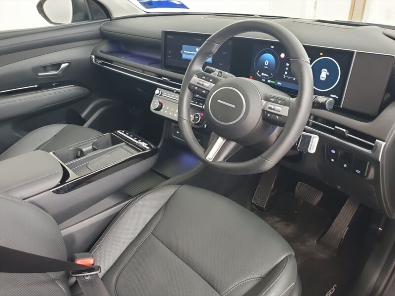 More views of Hyundai Tucson