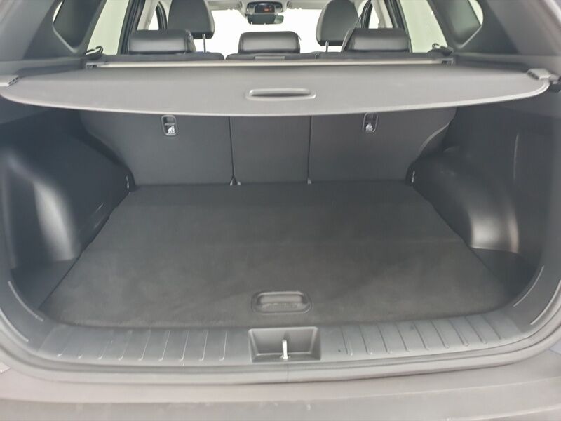 More views of Hyundai Tucson