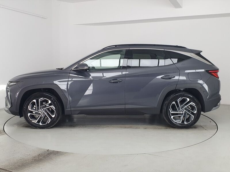 More views of Hyundai Tucson
