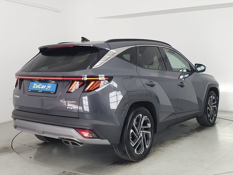 More views of Hyundai Tucson