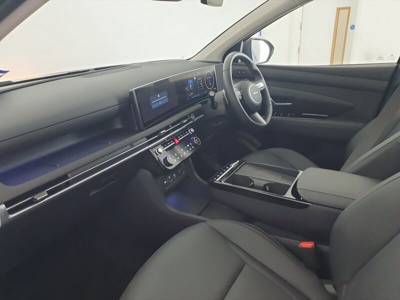 More views of Hyundai Tucson