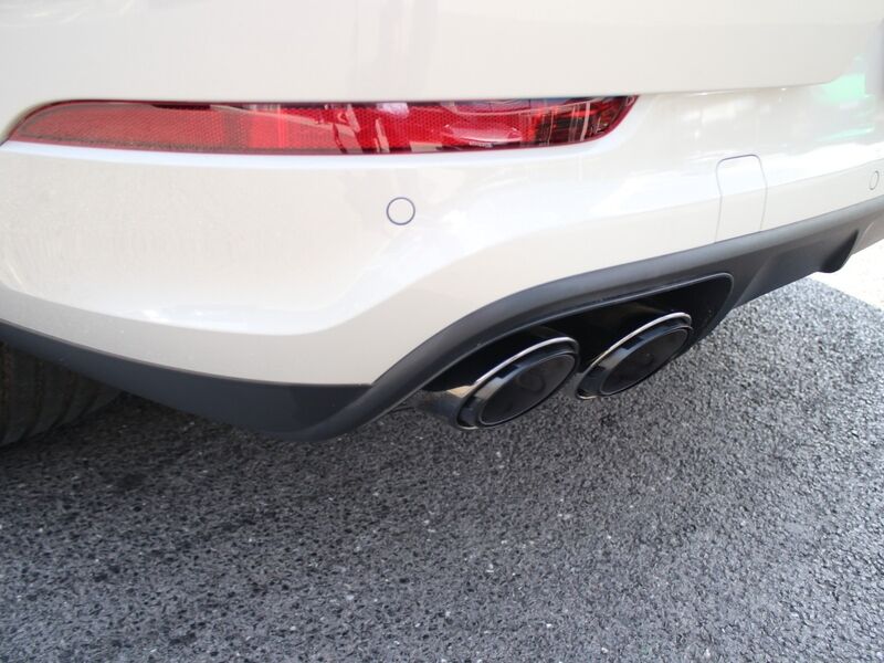 More views of Porsche Cayenne