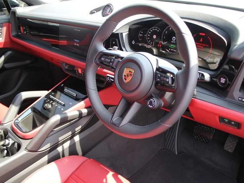 More views of Porsche Cayenne