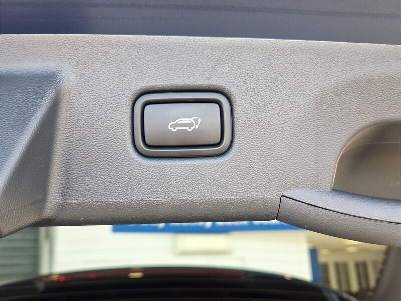 More views of Hyundai Tucson