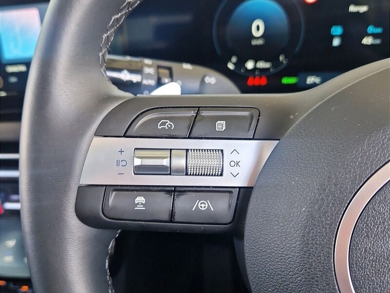 More views of Hyundai Tucson