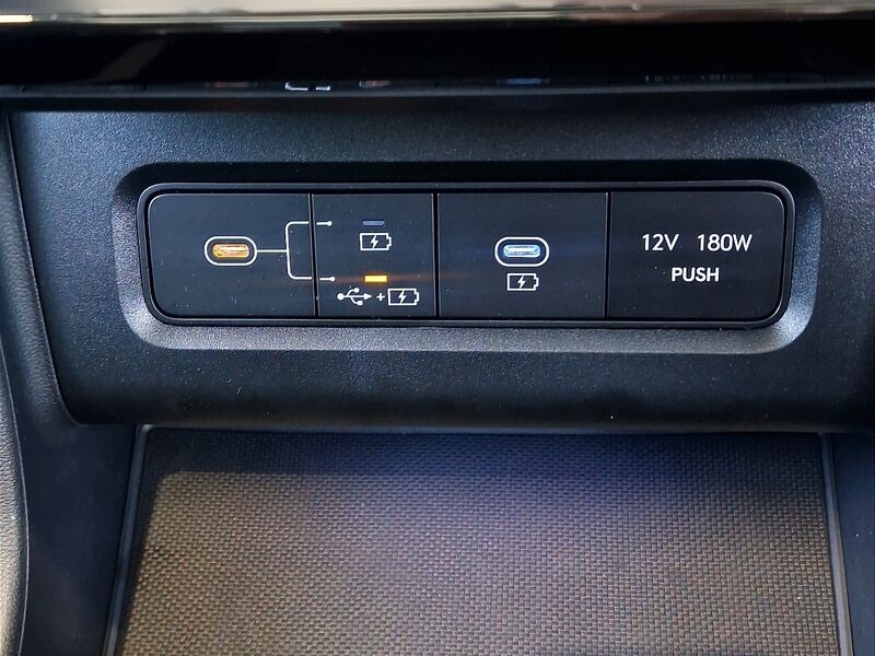 More views of Hyundai Tucson