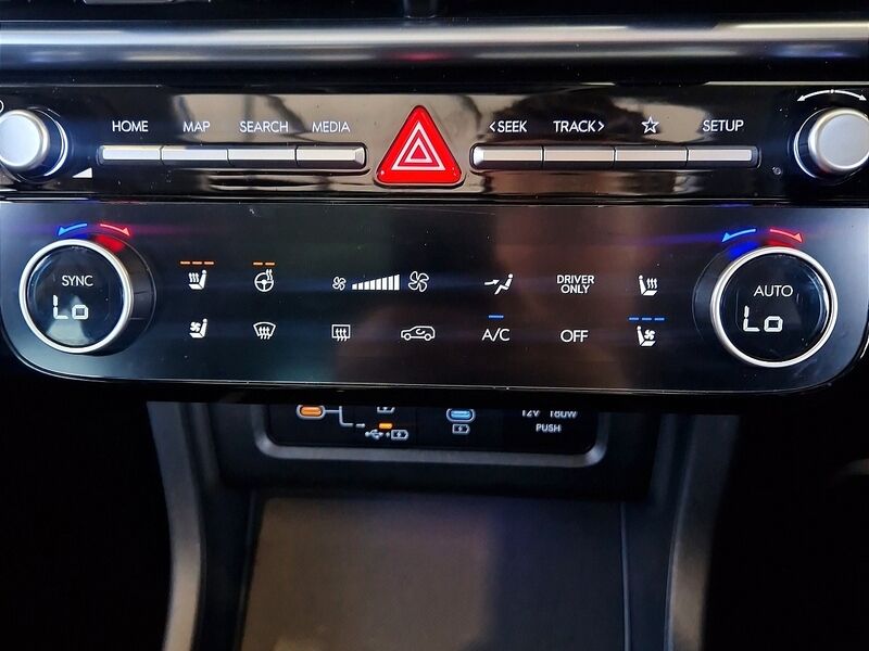 More views of Hyundai Tucson
