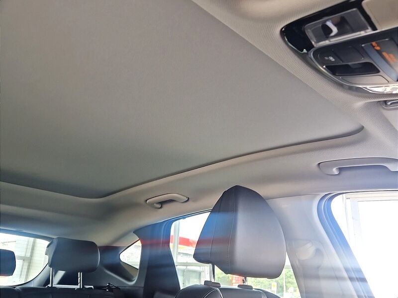 More views of Hyundai Tucson