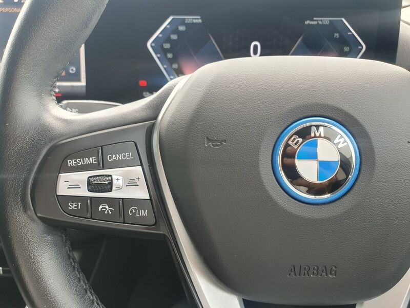 More views of BMW i4